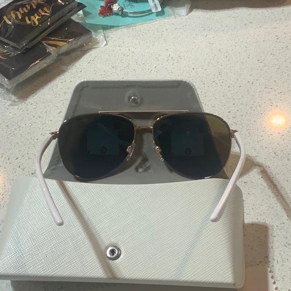 NEW WITHOUT TAG MICHAEL KORS GLASES - Picture 4 of 4